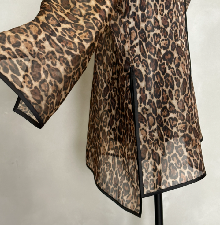 Leopard print | New Chinese fashion design sense | Versatile and fashionable light luxury | Shirt top A4485